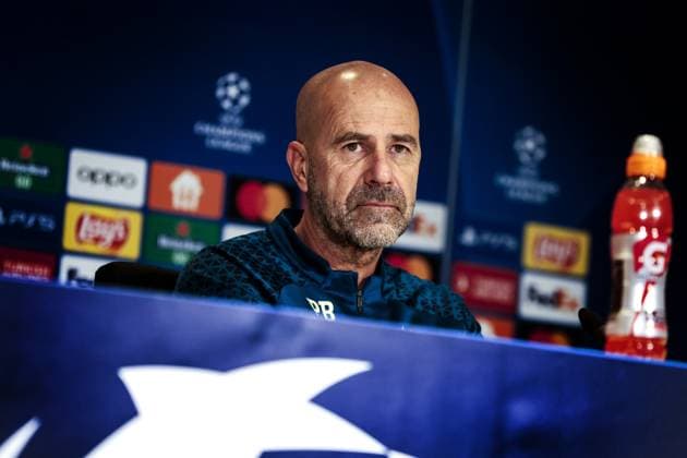 Sport Bilder des Tages EINDHOVEN - PSV Eindhoven coach Peter Bosz during the PSV Eindhoven press conference, PK, Pressekonferenz in the run-up to the Champions League match against Sevilla FC at the Phillips Stadium on October 2, 2023 in Eindhoven, the Netherlands. ANP JEROEN PUTMANS UEFA Champions League MD-1 2023 2024 xVIxANPxSportx xxANPxIVx 480016724 originalFilename: 480016724.jpg
