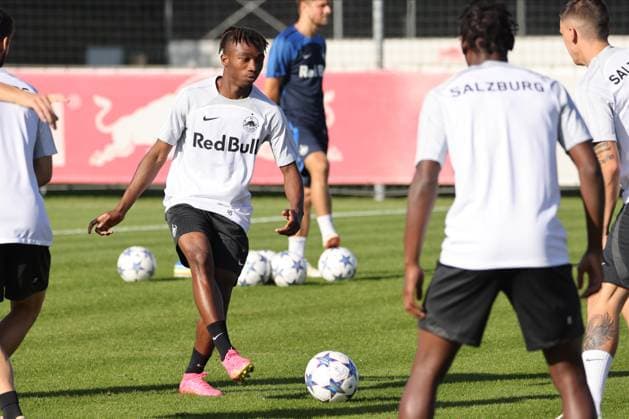 SOCCER - UEFA CL, RBS vs Sociedad SALZBURG,AUSTRIA,02.OCT.23 - SOCCER - UEFA Champions League, group stage, Red Bull Salzburg vs Real Sociedad, preview, training RBS. Image shows Dorgeles Nene (RBS).  GEPAxpictures xMathiasxMandl