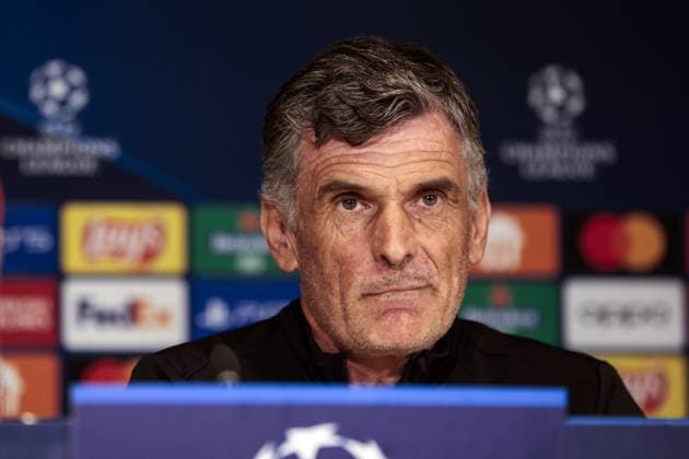 EINDHOVEN - Sevilla FC coach Jose Luis Mendilibar during the press conference, PK, Pressekonferenz of Sevilla FC in the run-up to the Champions League match against PSV at the Phillips Stadium on October 2, 2023 in Eindhoven, the Netherlands. ANP JEROEN PUTMANS UEFA Champions League MD-1 2023 2024 xVIxANPxSportx xxANPxIVx 480042030 originalFilename: 480042030.jpg