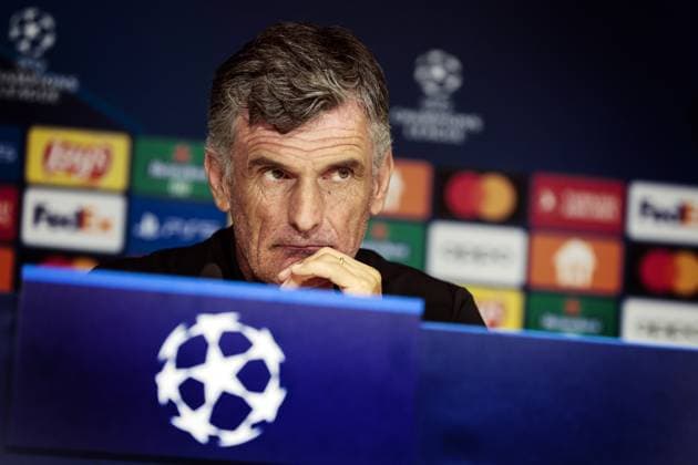 EINDHOVEN - Sevilla FC coach Jose Luis Mendilibar during the press conference, PK, Pressekonferenz of Sevilla FC in the run-up to the Champions League match against PSV at the Phillips Stadium on October 2, 2023 in Eindhoven, the Netherlands. ANP JEROEN PUTMANS UEFA Champions League MD-1 2023 2024 xVIxANPxSportx xxANPxIVx 480042677 originalFilename: 480042677.jpg