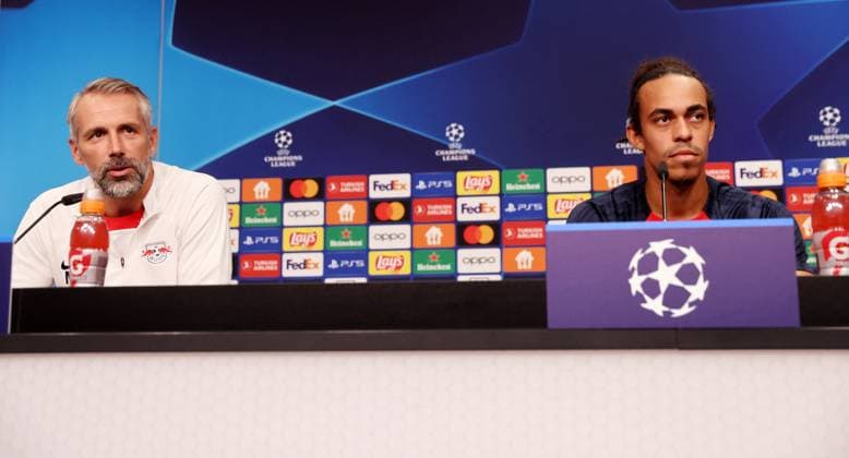 RB Leipzig PK Champions League Leipzig, 03.10.2023, Red Bull Arena, UEFA Champions League , RB Leipzig Pressekonferenz am Vortag von RBL v. Manchester City , Im Bild: Trainer Marco Rose (RB Leipzig) und Yussuf Yurary Poulsen (9, RB Leipzig) ,