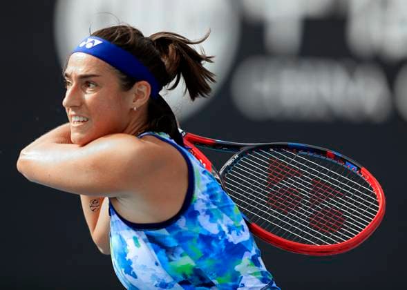 (231003) -- BEIJING, Oct. 3, 2023 -- France s Caroline Garcia competes against Kazakhstan s Yulia Putintseva during the women s singles second round match at 2023 China Open tennis tournament in Beijing, capital of China, Oct. 3, 2023. ) (SP)CHINA-BEIJING-TENNIS-CHINA OPEN-WOMEN S SINGLES-2ND ROUND (CN) LuoxYuan 