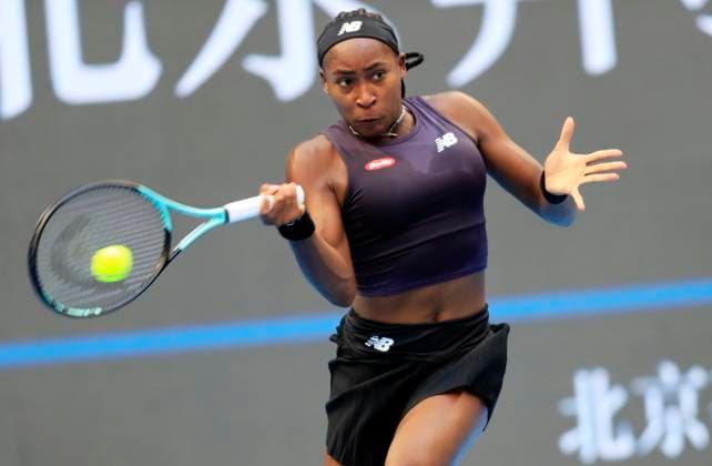 (231003) -- BEIJING, Oct. 3, 2023 -- Coco Gauff of the United States hits a return to Croatia s Petra Martic during the women s singles second round match at 2023 China Open tennis tournament in Beijing, capital of China, Oct. 3, 2023. ) (SP)CHINA-BEIJING-TENNIS-CHINA OPEN-WOMEN S SINGLES-2ND ROUND (CN) LuoxYuan 