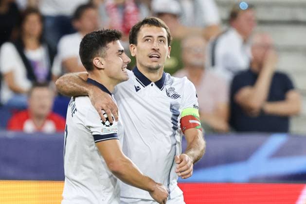 SOCCER - UEFA CL, RBS vs Sociedad SALZBURG,AUSTRIA,03.OCT.23 - SOCCER - UEFA Champions League, group stage, Red Bull Salzburg vs Real Sociedad. Image shows the rejoicing of Mikel Oyarzabal (Sociedad).  GEPAxpictures xMathiasxMandl