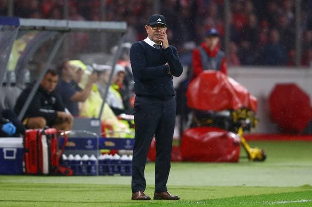 03.10.2023, xtgx, Fussball, UEFA Champions League, 1.FC Union Berlin - Sporting Braga emspor, v.l. Urs Fischer (Union Berlin, Trainer) nachdenklich (DFL DFB REGULATIONS PROHIBIT ANY USE OF PHOTOGRAPHS as IMAGE SEQUENCES and or QUASI-VIDEO) Olympiastadion