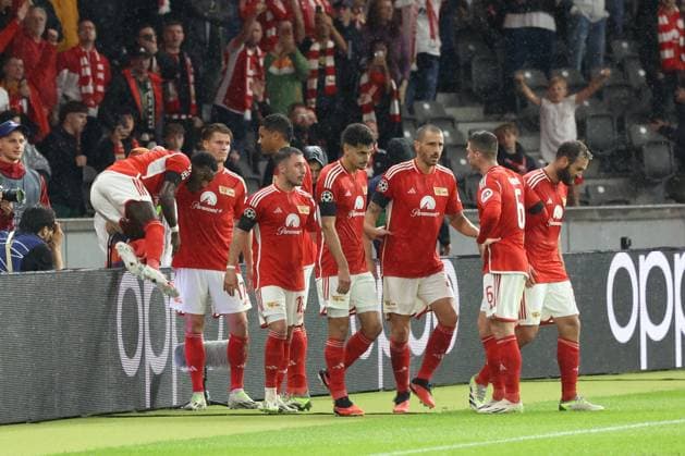 DEU, ChL, 1.FC Union vs. Sporting Braga, 03.10.2023, Berliner Olympiastadion, Berlin, DEU, ChL, 1.FC Union vs. Sporting Braga, im Bild: Nach dem2:0 durch Sheraldo Becker (1.FC Union Berlin 27), Unioner-Spieler DFL - regulations prohibit any use of Photographs as image sequences and or quasi-video Foto: Juergen Engler nordphoto GmbH