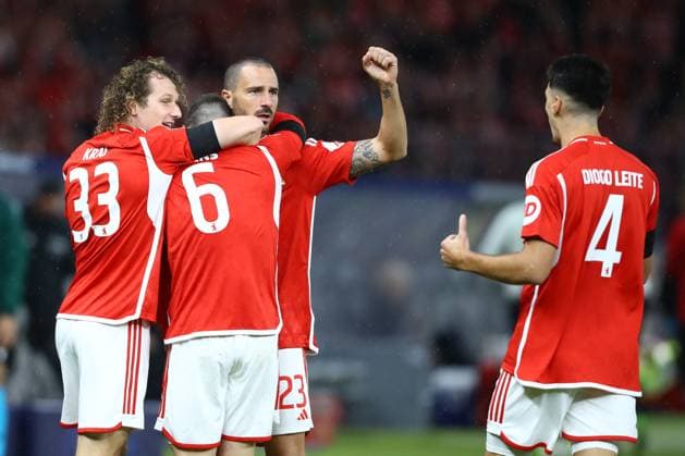 03.10.2023, xtgx, Fussball, UEFA Champions League, 1.FC Union Berlin - Sporting Braga emspor, v.l. Jubel nach dem 2:0 durch Sheraldo Becker (Union Berlin, 27) (DFL DFB REGULATIONS PROHIBIT ANY USE OF PHOTOGRAPHS as IMAGE SEQUENCES and or QUASI-VIDEO) Olympiastadion