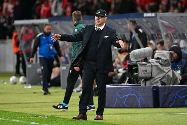 Fussball, Herren, Saison 2023 2024, UEFA Champions League (Gruppe C, 2. Spieltag), 1. FC Union Berlin - Sporting Braga, v. l. Trainer Urs Fischer (1. FC Union Berlin) gestikuliert, gestures, 03.10. 2023, Copyright: xMatthiasxKochx