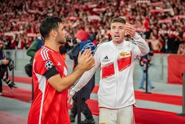 UEFA Champions League: 1. FC Union Berlin vs Sporting Braga. Berlin, 03.10.2023 Kevin Volland (1. FC Union Berlin, 10), Robin Gosens (1. FC Union Berlin, 6) frustriert nach Niederlage UEFA Champions Leaguel: 1. FC Union Berlin vs Sporting Braga, Olympiastadion, Berlin, 03.10.2023 Copyright: xBEAUTIFULxSPORTS LucianoxLimax