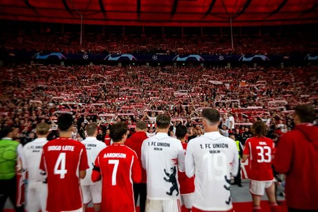 03.10.2023, xfrx, Fussball UEFA Champions League, Union Berlin - Sporting Braga emspor, v.l. Union Berlin frustriert,traurig,wuetend,fassungslos (DFL DFB REGULATIONS PROHIBIT ANY USE OF PHOTOGRAPHS as IMAGE SEQUENCES and or QUASI-VIDEO) Berlin