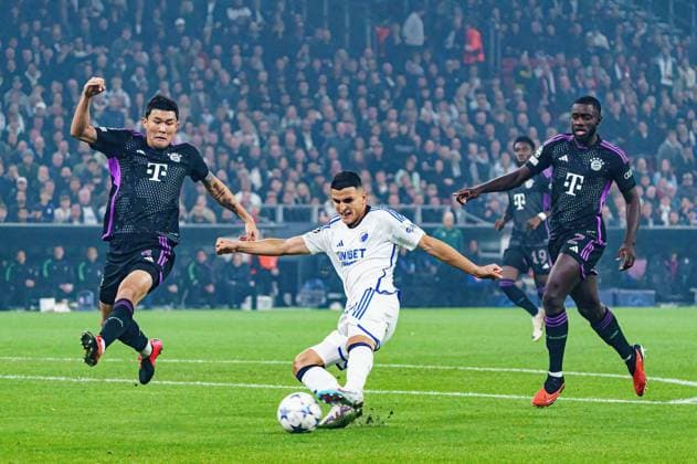 Torschuss Mohamed Elyounoussi (FC Kopenhagen, 10) DEN, FC Kopenhagen vs. FC Bayern Muenchen, Fussball, Champions League, Gruppe A, Spieltag 2, Saison 2023 2024, 03.10.2023 DEN, FC Kopenhagen vs. FC Bayern Muenchen, Fussball, Champions League, Gruppe A, Spieltag 2, Saison 2023 2024, 03.10.2023 Kopenhagen Copyright: xEibner-Pressefoto MarcelxvonxFehrnx EP_MFN