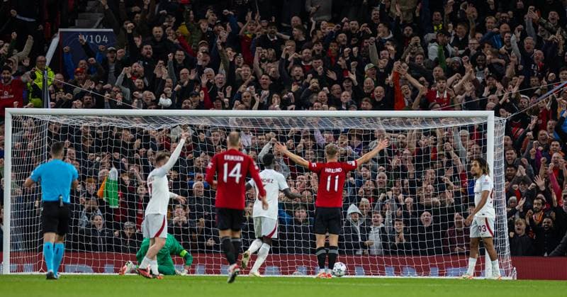 Football - UEFA Champions League - Group A - Manchester United, ManU FC v Galatasaray S.K. MANCHESTER, ENGLAND - Tuesday, October 3, 2023: Manchester United s Rasmus Hojlund celebrates after scoring a second goal, but it is disallowed following a VAR check, during the UEFA Champions League Group A match between Manchester United FC and Galatasaray S.K. at Old Trafford. MANCHESTER Old Trafford GREATER MANCHESTER ENGLAND  Copyright: xDavidxRawcliffex P2023-10-03-Man_Utd_Galatasaray-57