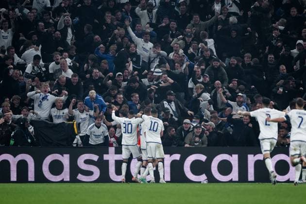 231003 Lukas Lerager of Copenhagen celebrates after scoring 1-0 during the UEFA Champions League football match between FC Copenhagen and Bayern Munich on October 3, 2023 in Köpenhamn. Photo: Petter Arvidson BILDBYRAN kod PA PA0658 fotboll football soccer fotball champions league fc copenhagen bayern münchen bbeng bayern munich fc köpenhamn jubel publik Copyright: PETTERxARVIDSON BB231003PA109