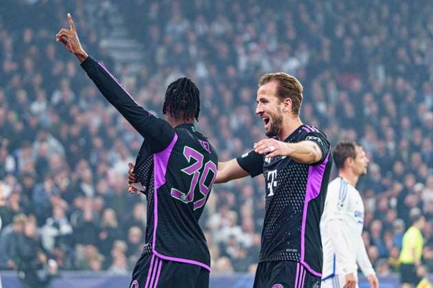 Torjubel Mathys Tel (FC Bayern Muenchen, 39), Harry Kane (FC Bayern Muenchen, 09) nach Tor zum 1:2 Mathys Tel (FC Bayern Muenchen, 39) DEN, FC Kopenhagen vs. FC Bayern Muenchen, Fussball, Champions League, Gruppe A, Spieltag 2, Saison 2023 2024, 03.10.2023 DEN, FC Kopenhagen vs. FC Bayern Muenchen, Fussball, Champions League, Gruppe A, Spieltag 2, Saison 2023 2024, 03.10.2023 Kopenhagen Copyright: xEibner-Pressefoto MarcelxvonxFehrnx EP_MFN