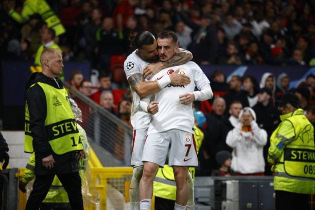 MANCHESTER, ENGLAND - OCTOBER 3: Muhammed Kerem AktÃ¼rkoÃ„Ã¼lu of Galatasaray S.K. celebrates scoring his team s second goal to make the score 2-2 during the UEFA Champions League match between Manchester United, ManU and Galatasaray A.S at Old Trafford on October 3, 2023 in Manchester, England. (Photo by Ryan Jenkinson) SPO 
