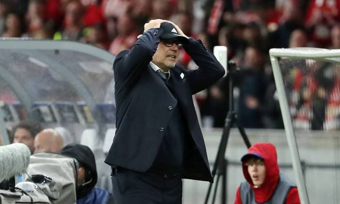 Trainer Urs Fischer enttäuscht fassunfslos Enttäuschung Fußball Fussball UEFA Champions League UCL Herren 2.Spieltag Saison 2023 2024 03.10.2023 1.FC Union Berlin FCU vs SC Braga Olympiastadion DFL regulations prohibit any use of photographs as image sequences and or quasi-video