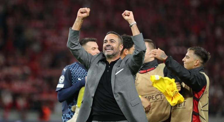 Trainer Artur Jorge jubelt nach Spielende Freude Emotion Jubel Fußball Fussball UEFA Champions League UCL Herren 2.Spieltag Saison 2023 2024 03.10.2023 1.FC Union Berlin FCU vs SC Braga Olympiastadion DFL regulations prohibit any use of photographs as image sequences and or quasi-video
