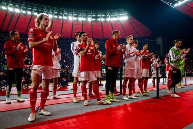 03.10.2023, xfrx, Fussball UEFA Champions League, Union Berlin - Sporting Braga emspor, v.l. Union Berlin frustriert,traurig,wuetend,fassungslos (DFL DFB REGULATIONS PROHIBIT ANY USE OF PHOTOGRAPHS as IMAGE SEQUENCES and or QUASI-VIDEO) Berlin