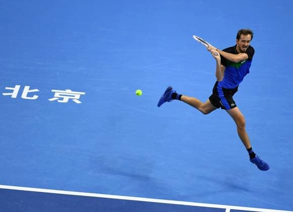(231004) -- BEIJING, Oct. 4, 2023 -- Russia s Daniil Medvedev competes during the men s singles final between Italy s Jannik Sinner and Russia s Daniil Medvedev at 2023 China Open tennis tournament in Beijing, capital of China, Oct. 4, 2023. ) (SP)CHINA-BEIJING-TENNIS-CHINA OPEN-MEN S SINGLES-FINAL (CN) ZhangxChenlin 