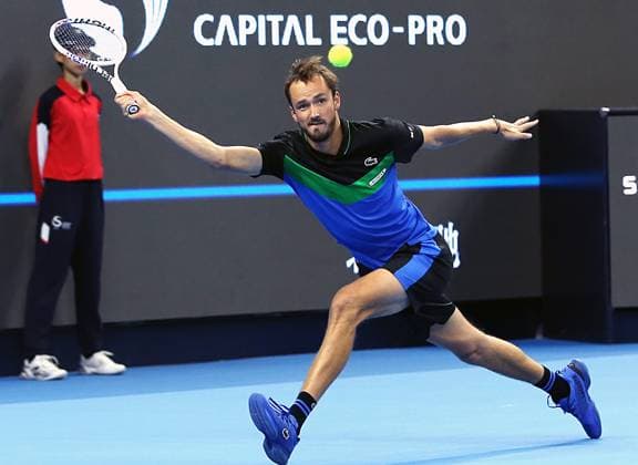 (231004) -- BEIJING, Oct. 4, 2023 -- Russia s Daniil Medvedev competes during the men s singles final between Italy s Jannik Sinner and Russia s Daniil Medvedev at 2023 China Open tennis tournament in Beijing, capital of China, Oct. 4, 2023. ) (SP)CHINA-BEIJING-TENNIS-CHINA OPEN-MEN S SINGLES-FINAL (CN) LuoxYuan 