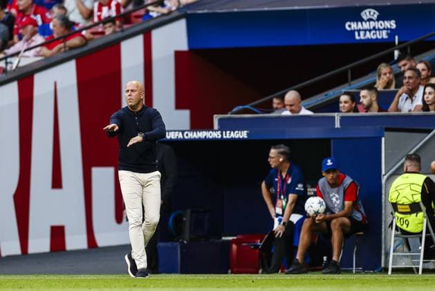 MADRID, 04-10-2023 Stadium Wanda Metropolitano, Champions League Football season 2023 2024 Match between Atletico Madrid and Feyenoord. Feyenoord trainer Arne Slot coaching. Atletico Madrid - Feyenoord  x22624119x Copyright: