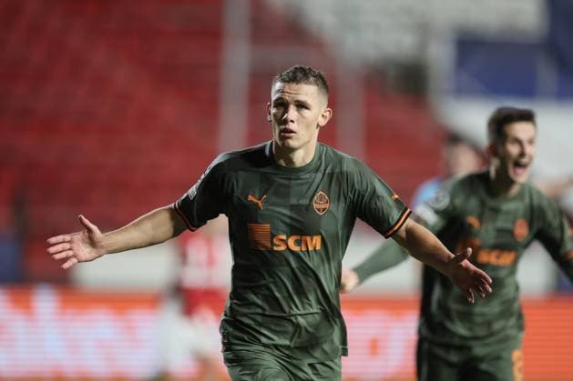Shakhtar s Danylo Sikan celebrates after scoring during a soccer game between Belgian soccer team Royal Antwerp FC and Ukrainian club Shakhtar Donetsk, on Wednesday 04 October 2023 in Antwerp, on day two of the Champions League group stage, in the group H. BRUNOxFAHY  x76291504x