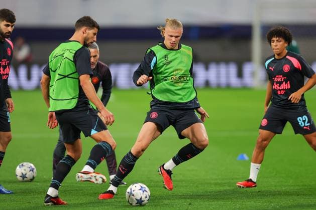 RB Leipzig - Manchester City Champions League Leipzig, 04.10.2023, Red Bull Arena, Fussball, Männer, Saison 2023 2024, UEFA Champions League, Gruppenphase, 2. Spieltag , RB Leipzig - Manchester City, Erling Haaland (9, Manchester) , Im Bild: Aufwärmen Manchester City ,