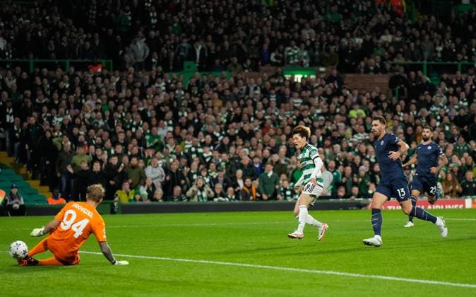 EDITORIAL USE ONLY No use with unauthorised audio, video, data, fixture lists, club league logos or live services. Online in-match use limited to 120 images, no video emulation. No use in betting, games or single club league player publications. Celtic v Lazio, UEFA Champions League, Group E, Football, Celtic Park, Glasgow, UK - 04 Oct 2023 EDITORIAL USE ONLY No use with unauthorised audio, video, data, fixture lists, club league logos or live services. Online in-match use limited to 120 images, no video emulation. No use in betting, games or single club league player publications. Copyright: xStuartxWallace Shutterstockx 14134539d