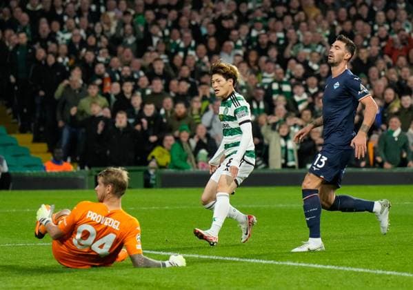 EDITORIAL USE ONLY No use with unauthorised audio, video, data, fixture lists, club league logos or live services. Online in-match use limited to 120 images, no video emulation. No use in betting, games or single club league player publications. Celtic v Lazio, UEFA Champions League, Group E, Football, Celtic Park, Glasgow, UK - 04 Oct 2023 EDITORIAL USE ONLY No use with unauthorised audio, video, data, fixture lists, club league logos or live services. Online in-match use limited to 120 images, no video emulation. No use in betting, games or single club league player publications. Copyright: xStuartxWallace Shutterstockx 14134539g