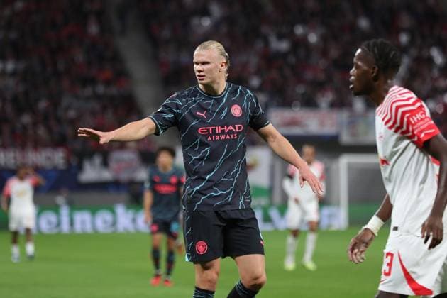 Champions League: RB Leipzig vs. Manchester City, 04.10.23 Erling Haaland (9, Manchester City) Fussball, UEFA Champions League, Saison 2023 2024: RB Leipzig vs. Manchester City am 04.10.23 in der Red Bull Arena, Leipzig. DFL REGULATIONS PROHIBIT ANY USE OF PHOTOGRAPHS AS IMAGE SEQUENCES AND OR QUASI-VIDEO. Copyright: xBEAUTIFULxSPORTS JanxKaeferx