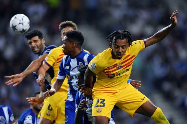Estadio do Dragao Jules Kounde of Barcelona, during the match between Porto and Barcelona, in the 2nd round of Group H of the UEFA Champions League 2023 2024 at Estadio do Dragao this Wednesday, 04. 30761 (Daniel Castro SPP) Copyright: xDanielxCastrox xSPPx spp-en-DaCa-DVC_2592