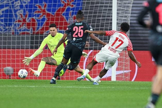 04.10.2023, Fussball, Champions League, 2. Spieltag, Saison 2023 2024, RB Leipzig - Manchester City, Lois Openda (RB Leipzig) erzielt das Tor zum 1:1. xRHR-FOTO TKx Copyright: RHR-FOTOx RHR-FOTO TK