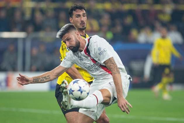 UEFA Champions League, Borussia Dortmund - AC Mailand, 04.10.2023 Olivier Giroud (AC Mailand, 9), UEFA Champions League, Borussia Dortmund - AC Mailand, 2. Gruppenspiel, am 4.10.2023, Signal Iduna Park, Dortmund UEFA regulations prohibit any use of photographs as image sequences and or quasi-video Copyright: xBEAUTIFULxSPORTS Meuselx