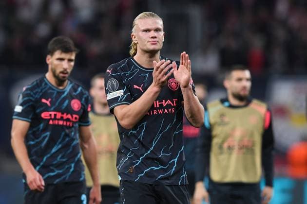 Fussball, Herren, Saison 2023 2024, UEFA Champions League (Gruppe G, 2. Spieltag), RB Leipzig - Manchester City, v. l. Erling Haaland (Manchester City) gestikuliert, gestures, 04.10. 2023, Copyright: xSebastianxRäppold MatthiasxKochx