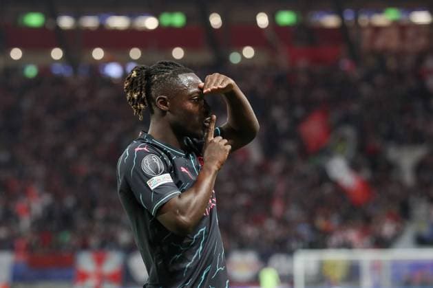 Sport Bilder des Tages 04.10.2023, xtgx, Fussball UEFA Champions League, RB Leipzig - Manchester City emspor, v.l. Jeremy Doku (Manchester City, 11) Jubel, Torjubel, jubelt ueber das Tor, celebrate the goal, celebration (DFL DFB REGULATIONS PROHIBIT ANY USE OF PHOTOGRAPHS as IMAGE SEQUENCES and or QUASI-VIDEO) Leipzig