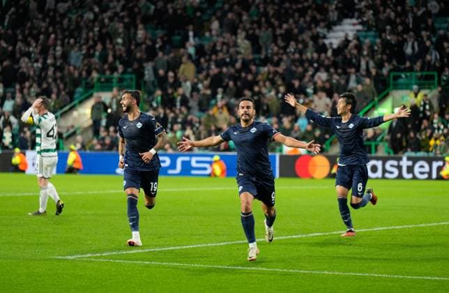 EDITORIAL USE ONLY No use with unauthorised audio, video, data, fixture lists, club league logos or live services. Online in-match use limited to 120 images, no video emulation. No use in betting, games or single club league player publications. Celtic v Lazio, UEFA Champions League, Group E, Football, Celtic Park, Glasgow, UK - 04 Oct 2023 EDITORIAL USE ONLY No use with unauthorised audio, video, data, fixture lists, club league logos or live services. Online in-match use limited to 120 images, no video emulation. No use in betting, games or single club league player publications. Copyright: xStuartxWallace Shutterstockx 14134539ar