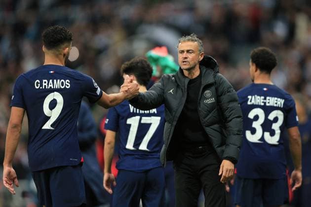 Newcastle United v Paris Saint-Germain 04 October 2023, Newcastle upon Tyne - UEFA Champion™s League football - Group F - Newcastle United v Paris Saint-Germain. PSG manager Luis Enrique (photo by Daniel Chesterton) Newcastle upon Tyne UK Copyright: xDanielxChestertonxOffside