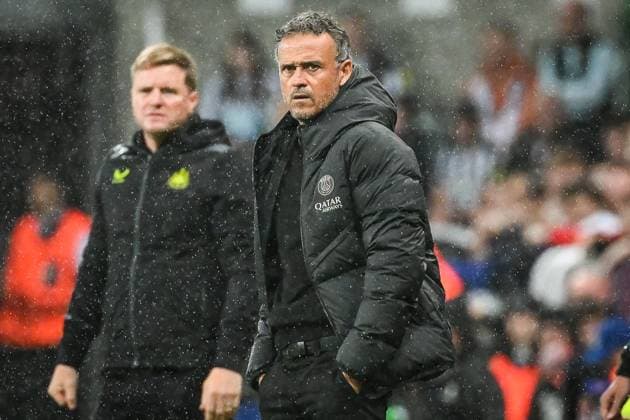 October 4, 2023, Newcastle upon Tyne, France, United Kingdom: Luis ENRIQUE of PSG during the UEFA Champions League group F match between Newcastle United FC and Paris Saint-Germain at St James s Park on October 04, 2023 in Newcastle upon Tyne, England. Newcastle upon Tyne United Kingdom - ZUMAm308 20231004_zsp_m308_008 Copyright: xMatthieuxMirvillex