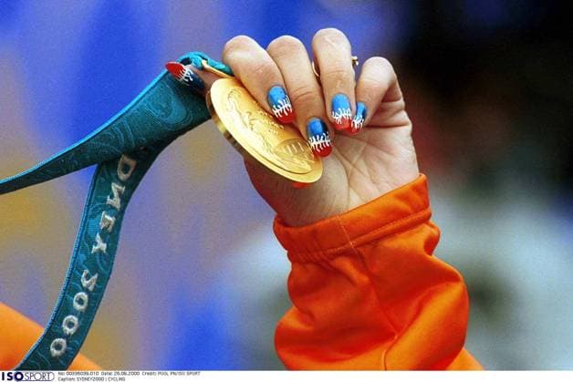 SYDNEY2000 : CYCLING GOLD ME SYDNEY2000 : CYCLING GOLD MEDAL ILLUSTRATION MEDAILLE OR ILLUSTRATION MEDAILLE GOUD ILLUSTRATION VERNIS A ONGLE ILLUSTRATION ISO CYCLING CYCLISME WIELRENNEN JEUX OLYMPIQUES Olympic Games, Olympische Spiele, Olympia, OS OLYMPISCHE SPELEN SYDNEY2000 !IM 336039 CYCLISME WIELRENNEN CYCLING 15019000 SYDNEY AUSTRALIE AUSTRALIA AUSTRALIE  Copyright: xPOOLxPN ISOxSPORTx 37635