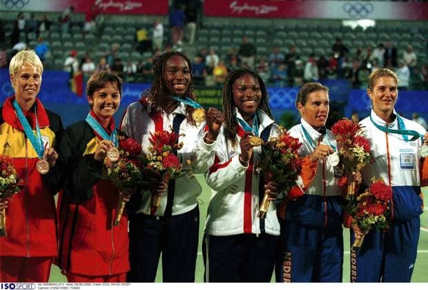 SYDNEY2000 : TENNIS CALLENS SYDNEY2000 : TENNIS CALLENS ELS VANROOST DOMINIQUE WILLIAMS VENUS WILLIAMS SERENA ISO SYDNEY2000 TENNIS Olympic Games, Olympische Spiele, Olympia, OS JEUX OLYMPIQUES OLYMPISCHE SPELEN OREMANS MIRIAM BOOGERT KRISTIE !IM 336042 TENNIS TENNIS TENNIS 15065000 SYDNEY AUSTRALIE AUSTRALIA AUSTRALIE  Copyright: xPOOLxPN ISOxSPORTx 37813
