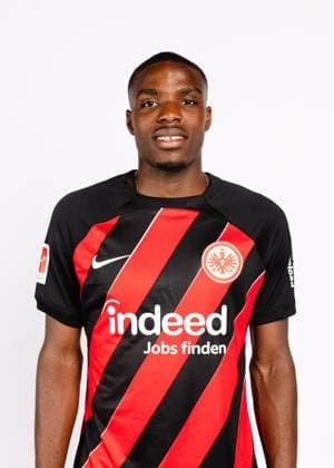 Niels Nkounkou (Eintracht Frankfurt), Fussball, GER, 1. BL, Saison 2023 2024, Porträt, Porträttermin, Studio, Shooting, Studioshooting Copyright EintrachtFrankfurt MartinOhnsorge