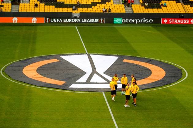 AEK Athens v Ajax Amsterdam UEFA Europa League AEK Athens players on the pitch before the start of the match for the UEFA Europa League Group B match at OPAP Arena, Athens Copyright: xYannisxHalasx FIL-19062-0009 UK Newspapers OUT