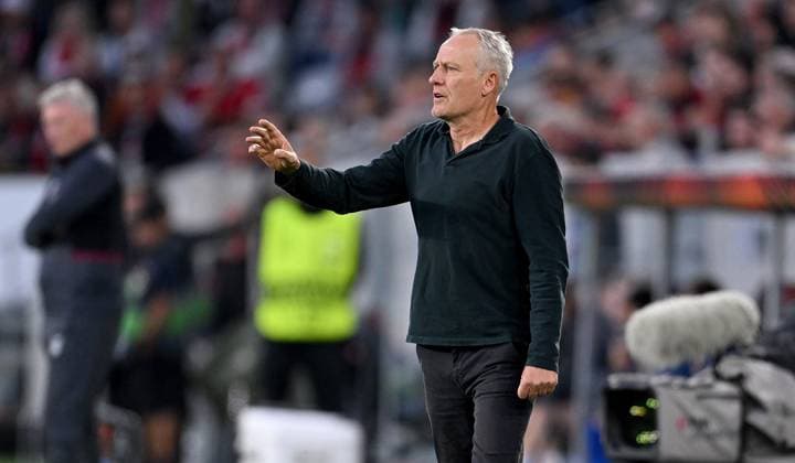 FUSSBALL EUROPA LEAGUE SAISON 2023 2024 Vorrunde Gruppe A 2. Spieltag SC Freiburg - West Ham United 05.10.2023 Trainer Christian Streich (SC Freiburg)