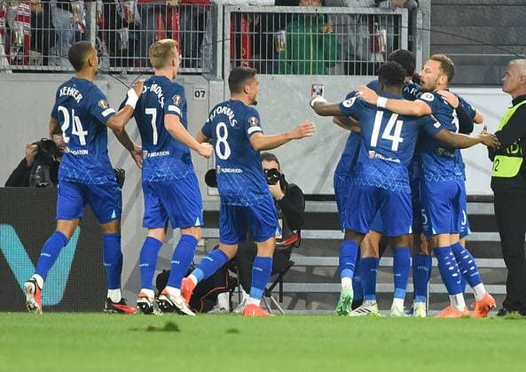 05.10.2023, xhbx, Fussball UEFA Europa League, SC Freiburg - West Ham United emspor, v.l. Torjubel, Goal celebration, celebrate the goal 0:1 durch Lucas Paqueta (West Ham United) (DFL DFB REGULATIONS PROHIBIT ANY USE OF PHOTOGRAPHS as IMAGE SEQUENCES and or QUASI-VIDEO) Freiburg