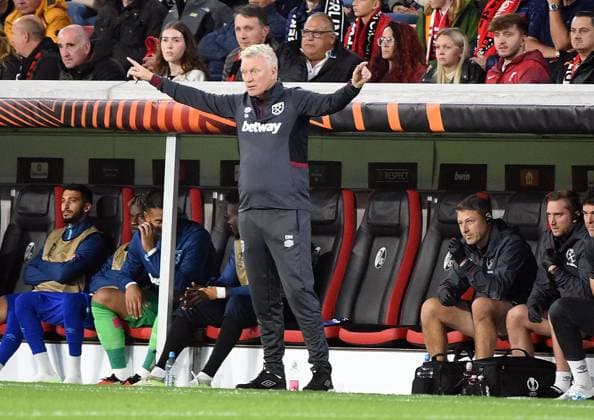 05.10.2023, xhbx, Fussball UEFA Europa League, SC Freiburg - West Ham United emspor, v.l. Trainer David Moyes (West Ham United) (DFL DFB REGULATIONS PROHIBIT ANY USE OF PHOTOGRAPHS as IMAGE SEQUENCES and or QUASI-VIDEO) Freiburg