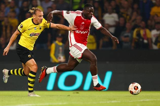 AEK Athens v Ajax Amsterdam UEFA Europa League Domagoj Vida of AEK Athens and Brian Brobbey of Ajax Amsterdam during the UEFA Europa League Group B match at OPAP Arena, Athens Copyright: xYannisxHalasx FIL-19062-0050 UK Newspapers OUT