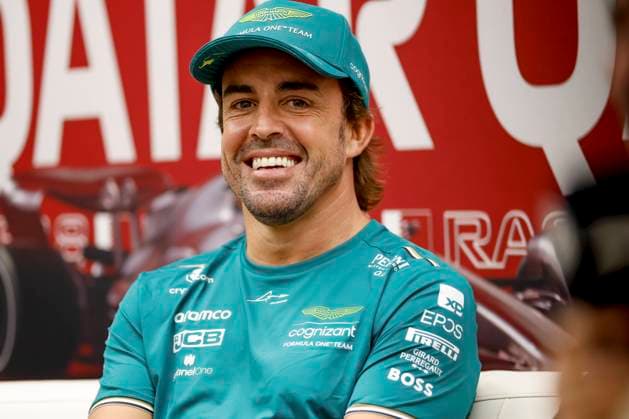 ALONSO Fernando (spa), Aston Martin F1 Team AMR23, portrait during the 2023 Formula 1 Qatar Grand Prix, 17th round of the 2023 Formula One World Championship, WM, Weltmeisterschaft from October 6 to 8, 2023 on the Lusail International Circuit, in Doha, Qatar - F1 - QATAR GRAND PRIX 2023 DPPI Panoramic  00123038_F12023GP18QAT_JK187862