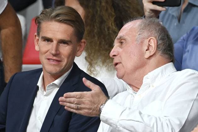 Uli HOENESS (Höness,Ehrenpraesident Bayern Muenchen) mit Christoph FREUND (Sportdirektor Bayern Muenchen). Basketball Euro League FC Bayern Muenchen-Alba Berlin am 05.10.2023 , BMW PARK