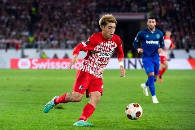 Ritsu Doan (SC Freiburg, 42) am Ball, GER, SC Freiburg (SCF) vs West Ham United (WHU), Fussball UEFA Europa League, Gruppe A, 2. Spieltag, Saison 2023 2024, 05.10.2023 GER, SC Freiburg (SCF) vs West Ham United (WHU), Fussball UEFA Europa League, Gruppe A, 2. Spieltag, Saison 2023 2024, 05.10.2023 Freiburg Copyright: xEibner-Pressefoto Memmlerx EP_MMR