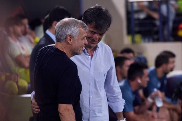 Jose Rojo Martin Pacheta head coach of Villarreal CF (R) and Bruno Genesio head coach of Rennes FC (L) during the UEFA Europa League match between Villarreal and Rennes at Estadio de la Ceramica on October 5, 2023 in Villarreal, Spain. FOOTBALL : Villarreal vs Stade Rennes Football Club - UEFA Europa Leage - 05 10 2023 AlvaroMedranda Panoramic 